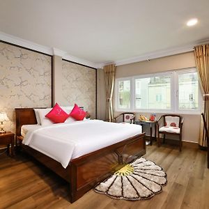 Pink Boutique Ben Thanh Hotel
